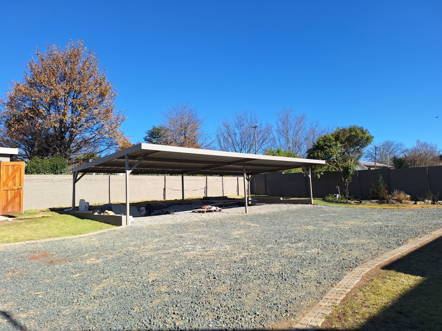 4 Bedroom Property for Sale in Vrede Free State